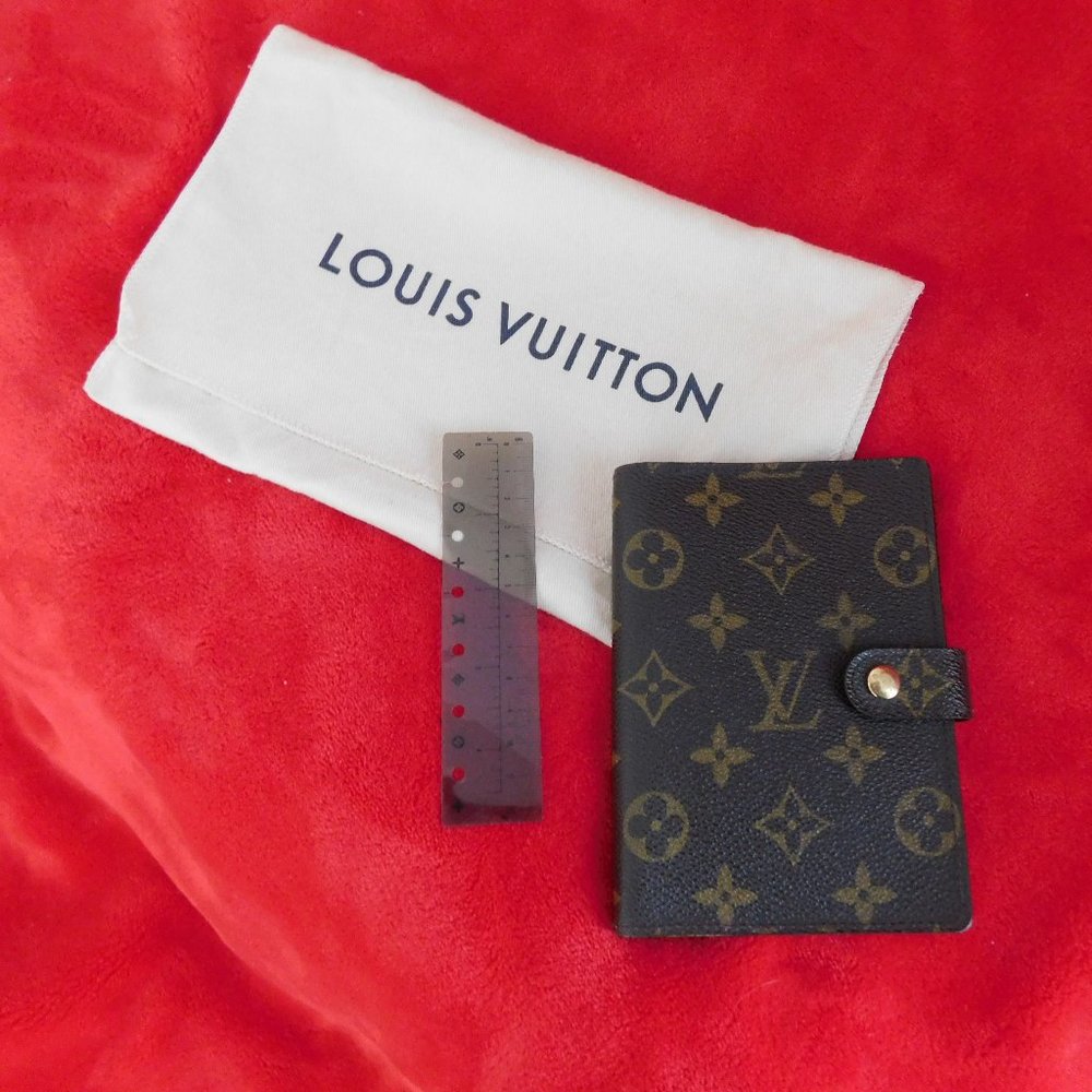 Louis Vuitton Agenda Cover Small
